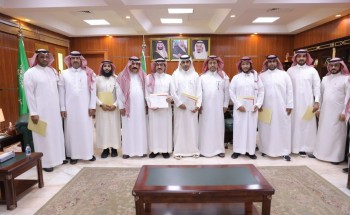 ‏مدير تعليم الجوف يكرم المدارس المتميزة في تنفيذ برنامج “اكتشف مسارك”