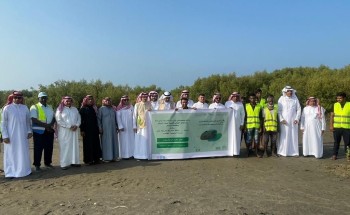 مدير فرع “البيئة” بجازان يُدشن البرنامج الوطني للتشجير بالمنطقة