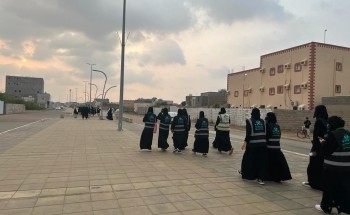 متوسطة بيش الثانية و الثالثة للبنات تنفذ برنامج رياضة المشي المفتوح بمشاركة 300 فتاة