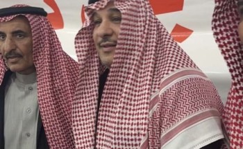 بسبب إضافته القوية للمهرجان.. الشيخ فهد بن حثلين يزور مضيف ومخيم الشيخ محمد بن براك في جادة الإبل بحائل