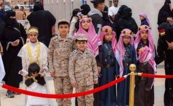 أمانة تبوك تحتفي بيوم التأسيس بجملة من الفعاليات المجتمعية بجادة الأمير فهد بن سلطان التراثية