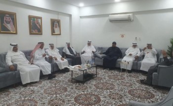 الأستاذ محمد القرناس يدشن ” ديوانيه المتقاعدين ” بالدمام