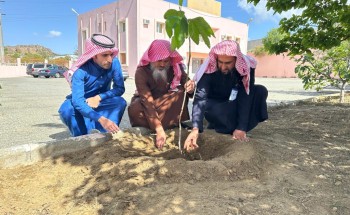 “الأمر بالمعروف” بالباحة يشارك في يوم مبادرة السعودية الخضراء