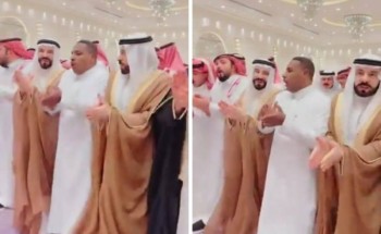 “أصدروا أصواتا تشبه زئير الأسود”.. بالفيديو: الأمير نايف  والأمير سعود الشعلان يؤدون رقصة الدحة أثناء مناسبة اجتماعية