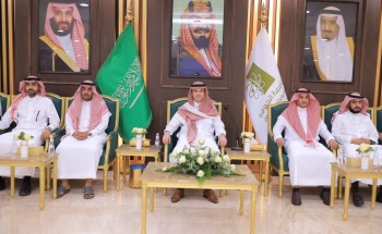 تدشين معرض مشاريع وابتكارات كلية الهندسة 1445هـ بجامعة الجوف