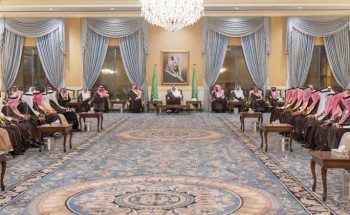 أمير منطقة تبوك يستقبل المواطنين في اللقاء الأسبوعي