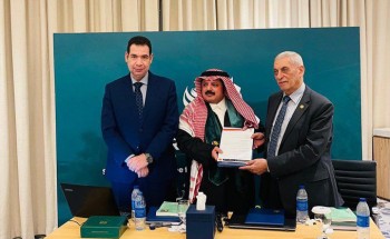 الشيخ صالح بن حسين آل سلامة يحصل على الدكتوراة في الإدارة من أكاديمية (جيت) البريطانية