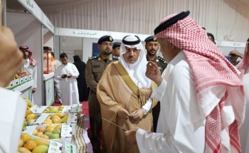 محافظ أملج يدشن فعاليات مهرجان المانجو الثالث