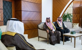 أمير الشرقية يستقبل مدير عام المركز الوطني لتنمية الغطاء النباتي ومكافحة التصحر بالمنطقة