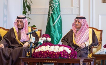 أمير منطقة تبوك يكرم الفائزين بجائزة “تبوك للعمل التطوعي” في دورتها الأولى