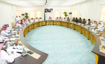 “محافظ صبيا ” يرأس اجتماع لجنة السلامة المرورية