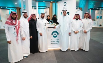 نائب أمير منطقة مكة المكرمة يكرم رحلات ومنافع