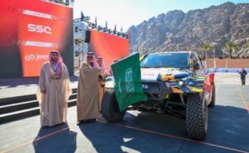الأمير عبدالعزيز بن سعد يُطلق شارة بدء انطلاق رالي حائل تويوتا الدولي 2025