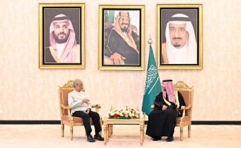 الامير سعود بن نهار يلتقي وزير التنمية الاجتماعية والأسرية في جمهورية سنغافورة..