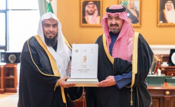 نائب أمير تبوك يتسلم تقرير أعمال الرئاسة العامة لهيئة الأمر بالمعروف والنهي عن المنكر لموسم حج 1445 هـ