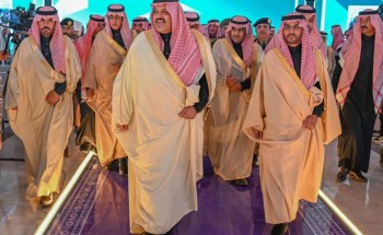 أمير حائل يسلّم 1100وحدة سكنية لمستفيدي الإسكان التنموي بالمنطقة