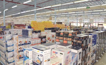 حركة شرائية نشطة تجتاح أسواق التموين والمراكز التجارية في المملكة استعدادًا لرمضان