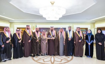 سمو نائب أمير المنطقة الشرقية يستقبل رئيس مجلس إدارة جمعية “مقتدر”