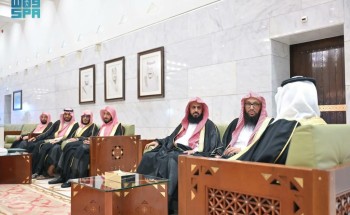 خلال شهر رمضان.. نائب أمير منطقة الرياض يطلع على جهود فرع هيئة الأمر بالمعروف في المنطقة ويستلم تقريرًا عن أعمالها