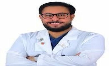 استشاري يحذر من خطورة إعطاء الأطفال “الهيستوب” للنوم.. ويكشف مضاعفاته على الدماغ والقلب والكبد