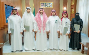 «محافظ صبيا» يكرّم اللجنة الإعلامية لمهرجان المانجو تقديرًا لجهودها في إبراز فعاليات النسخة الـ 21