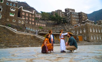 انطلاق رحلات جوية مباشرة من الكويت إلى عسير ضمن برنامج «لوّن صيفك 2025»