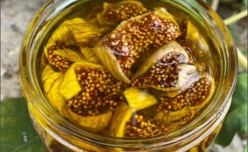 منقوع التين بزيت الزيتون.. وصفة تقليدية تعود بقوة لدعم الهضم وصحة القلب