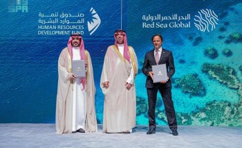 «صندوق الموارد البشرية» و«البحر الأحمر الدولية» يؤهلان 1000 شاب وشابة في مجالات السياحة والتقنية