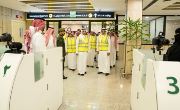 محافظ الأحساء يدشّن أولى الرحلات المباشرة إلى تركيا عبر مطار الأحساء الدولي
