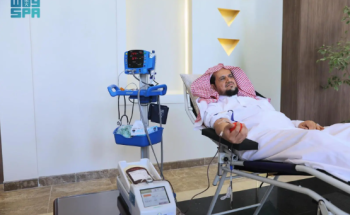 النائب العام يشارك في حملة التبرع بالدم ويؤكد تجسيدها لقيم العطاء والتكافل