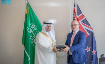 وزير الصحة يبحث تعزيز التعاون الصحي مع نيوزيلندا ويعرض تجربة المملكة في الصحة الرقمية