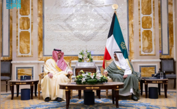 أمير الكويت يستقبل وزير الداخلية السعودي ويستعرضان العلاقات الثنائية والتعاون الأمني