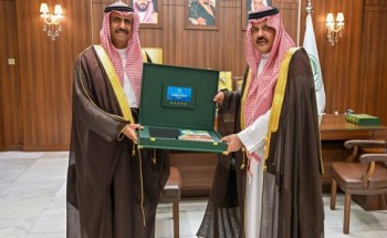 أمير حائل يستقبل محافظ الغزالة ويطلع على التقرير السنوي للمحافظة