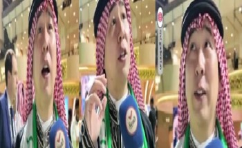 شاب ياباني يتحدث العربية يخطف الأنظار في “كأس السعودية”: ماذا قال عن الهلال والعرضة والكبسة؟ (شاهد)
