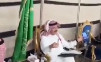 بشرى للمعلمات.. فيديو يوثق اتصالاً “على الهواء” بين أمير عسير ووزير التعليم.. ماذا دار في المكالمة؟