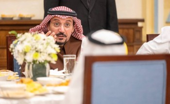 أمير القصيم للأيتام: «الوطن يعتز بكم ويعوّل على تفوقكم»