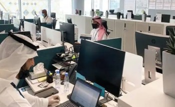 استشاري أمراض قلب يوجه “وصفة الـ 3 دقائق” للموظفين: 6 تمارين تنهي مخاطر الجلوس الطويل