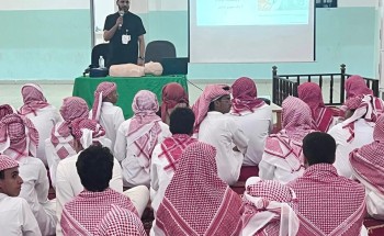 ثانوية البحر الأحمر تنظم دورة «الإسعافات الأولية» لتعزيز الوعي الصحي والسلامة