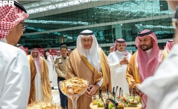 وزير البيئة يدشن حملة «بالتمر أبرك» لتعزيز التمور كمُحلٍّ طبيعي في الغذاء اليومي