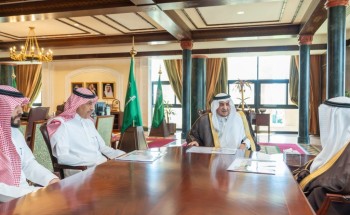 أمير تبوك يطلع على نسب الإنجاز في المشروعات التي تنفذها امانه المنطقة