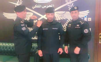 اللواء عبد العزيز الفغم يقلد بدر الدويش رتبة مقدم