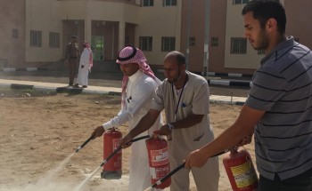 “مدني صبيا” ينفذ دورات على وسائل السلامة لمنسوبي الشؤون الصحية