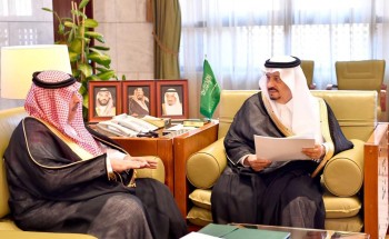 سمو الأمير فيصل بن بندر يستقبل مدير عام التعليم بمنطقة الرياض