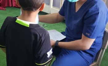 مركز الرعاية الاولية بالريث ينفذ برنامج الفحص الاستكشافي لطلاب ابتدائية آل مشحنة