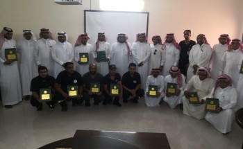 الهلال الأحمر بجازان يعايد منسوبيه