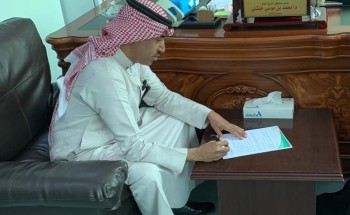 توقيع عقد شراكة مجتمعية بين مستشفى الريث العام وفريق إحتواء التطوعي