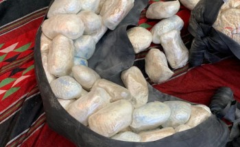 حرس الحدود بمنطقة تبوك يحبط محاولة تهريب كمية كبيرة من الحبوب المخدرة