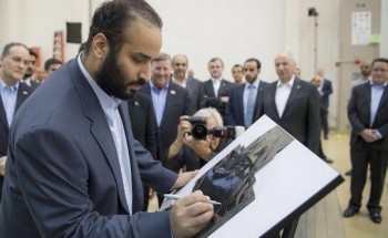 أول قمر سعودي للاتصالات يبدأ الليلة رحلته إلى الفضاء