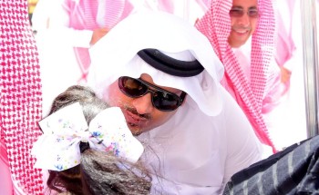 الأمير فيصل بن بندر يفتتح “قيصرية الكتاب” بمنطقة قصر الحكم