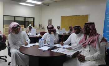 30 قائد تربوي في دورة “معايير القيادة المدرسية وفق منهجية ERSP ” بتعليم شرق الدمام